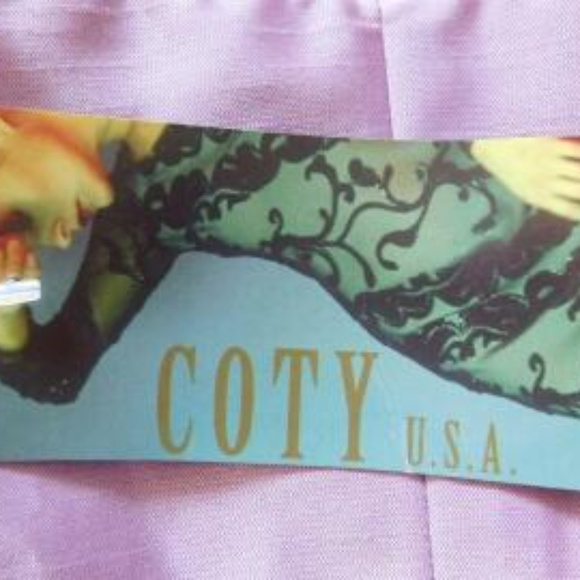 Coty U.S.A Women's Corset - Picture 5 of 8